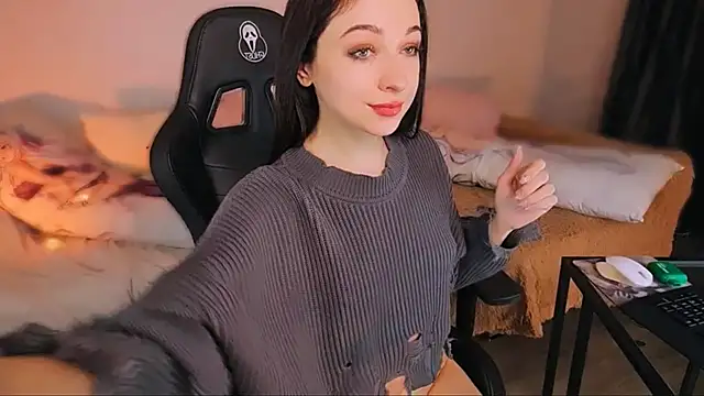 Snapshot of Only___Yours chatting on January 2025 12:29:01 AM Only Yours online show from January 2025 12:29:01 AM