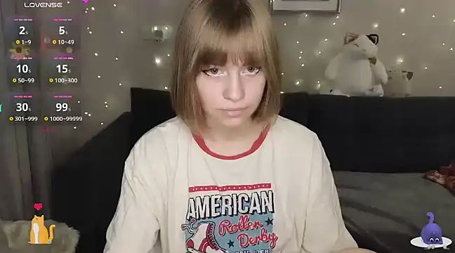 Snapshot of HermioneHHH chatting on January 2025 06:17:01 PM HermioneHHH online show from January 2025 06:17:01 PM