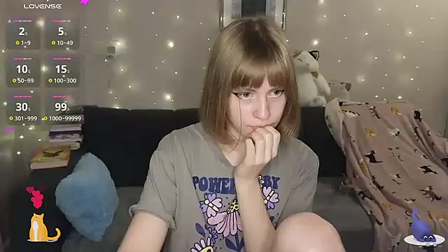 Snapshot of HermioneHHH chatting on January 2025 08:59:02 PM HermioneHHH online show from January 2025 08:59:02 PM