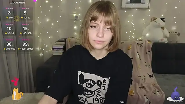 Snapshot of HermioneHHH chatting on January 2025 09:47:02 PM HermioneHHH online show from January 2025 09:47:02 PM