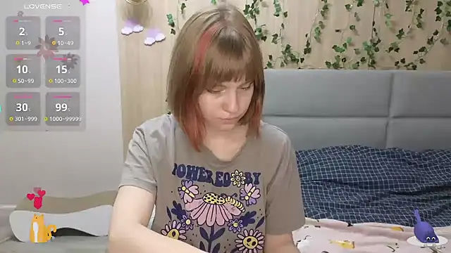 Snapshot of HermioneHHH chatting on February 2025 06:58:01 PM HermioneHHH online show from February 2025 06:58:01 PM