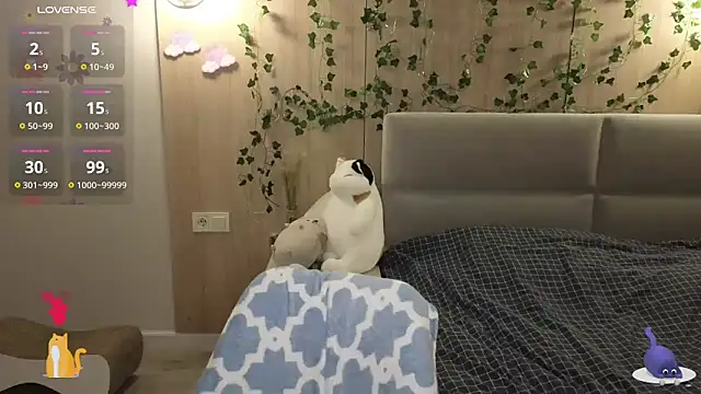 Snapshot of HermioneHHH chatting on February 2025 07:47:01 PM HermioneHHH online show from February 2025 07:47:01 PM