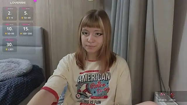 Snapshot of HermioneHHH chatting on November 2025 08:07:01 PM HermioneHHH online show from November 2025 08:07:01 PM