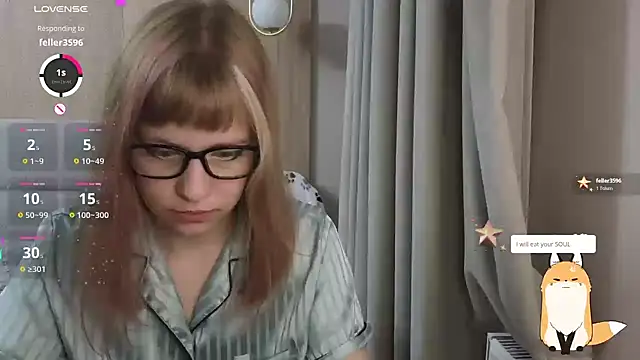 Snapshot of HermioneHHH chatting on November 2025 08:03:01 PM HermioneHHH online show from November 2025 08:03:01 PM