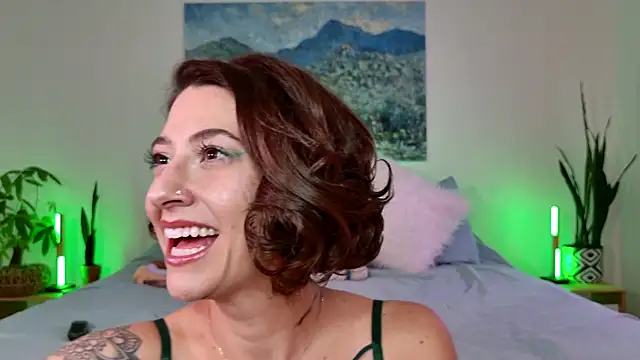 Snapshot of OutdoorXventure chatting on December 2024 06:49:02 AM OutdoorXventure online show from December 2024 06:49:02 AM