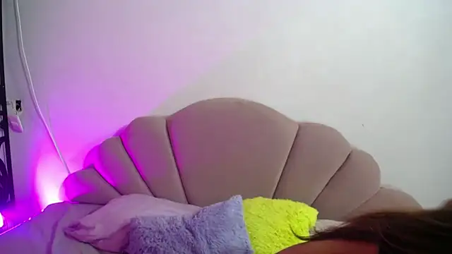 your little naughty1 online show from November 2025 03:09:02 AM