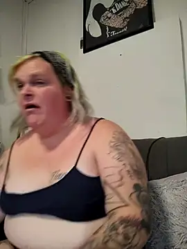 Snapshot of Trans_Girl_next_door420 chatting on April 2026 07:19:01 PM Trans Girl next door420 online show from April 2026 07:19:01 PM