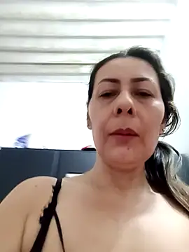 Mia-funny20 online show from February 2025 03:17:02 PM