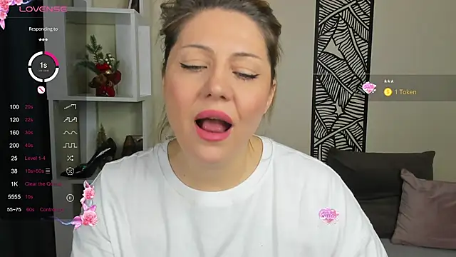 Snapshot of fucking_punishment chatting on December 2024 02:02:01 AM fucking punishment online show from December 2024 02:02:01 AM