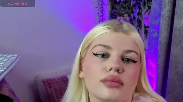 JosephineBlairs online show from May 2026 03:02:01 AM