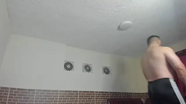 ApholoVV online show from October 2025 09:26:02 PM