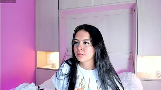 valerymeyerr online show from January 2025 04:12:01 AM