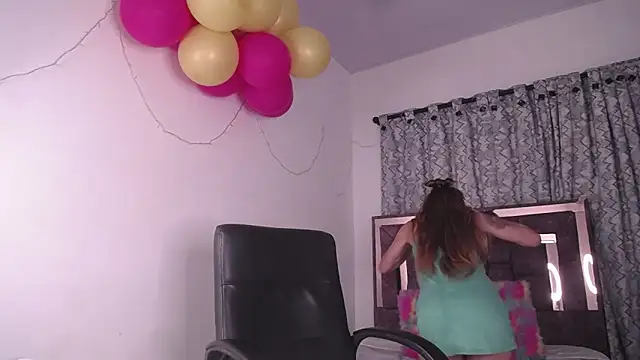 alejandrafitt online show from February 2025 01:25:02 AM