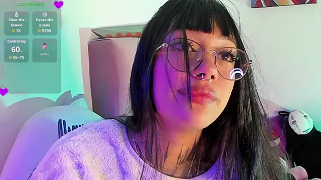 Akari1 Mischief online show from December 2024 12:00:01 AM