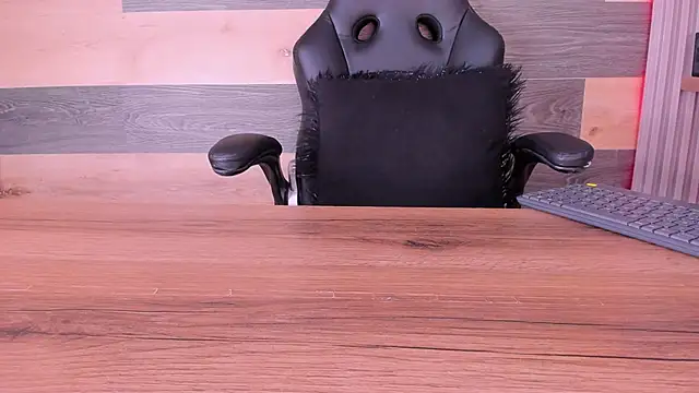 EmmilyCristal online show from March 2025 11:34:02 PM