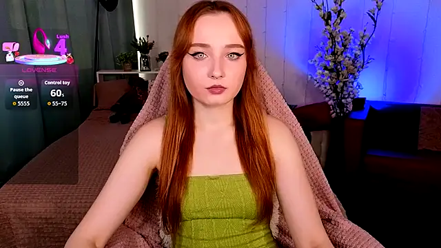 Emma Chery online show from October 2025 05:46:01 AM