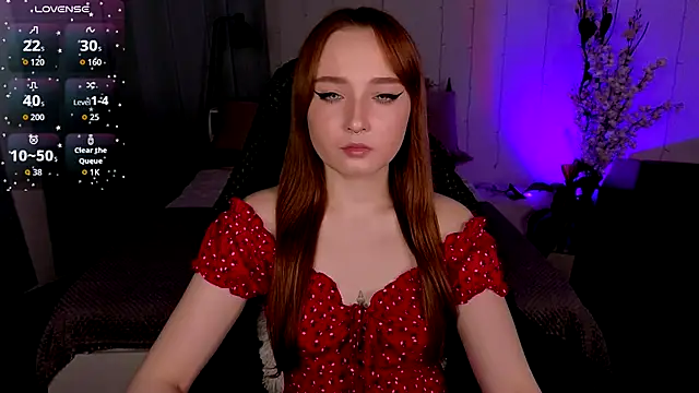 Emma Chery online show from November 2025 01:37:02 PM