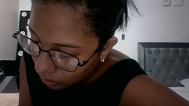 Kitra New online show from April 2026 08:20:01 PM