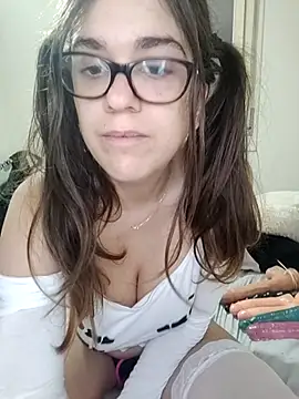 Miachan LaGattinaVogliosa online show from October 2025 02:18:02 PM