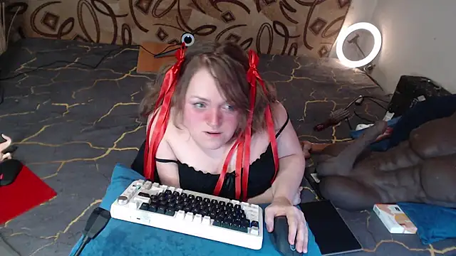 MiniNatalie online show from March 2025 09:18:02 AM