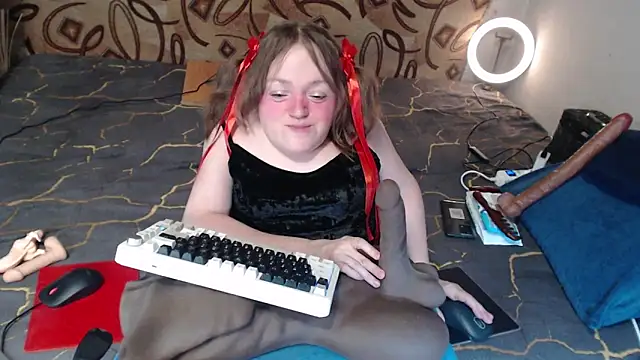 MiniNatalie online show from March 2025 11:27:01 PM