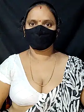 vintage-vibs online show from March 2025 11:40:01 AM