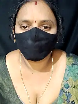 vintage-vibs online show from March 2025 06:00:02 PM