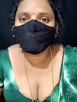 vintage-vibs online show from September 2025 04:52:02 PM