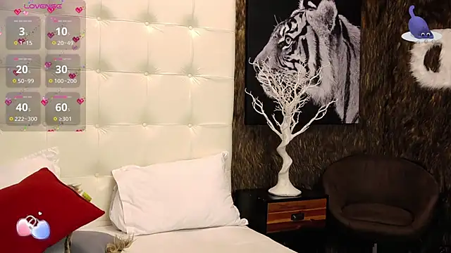 PinkySparks online show from January 2025 11:10:02 PM