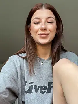 Mia-Minou online show from April 2026 07:31:01 AM