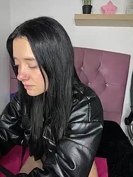 Snapshot of Isabella_21x chatting on February 2025 03:36:02 PM Isabella 21x online show from February 2025 03:36:02 PM