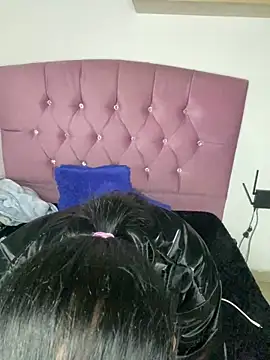 Snapshot of Isabella_21x chatting on February 2025 03:38:02 PM Isabella 21x online show from February 2025 03:38:02 PM