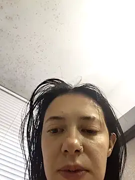 Snapshot of Isabella_21x chatting on September 2025 11:35:01 AM Isabella 21x online show from September 2025 11:35:01 AM