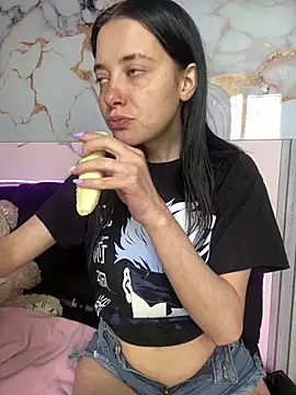 Snapshot of Isabella_21x chatting on November 2025 12:37:02 PM Isabella 21x online show from November 2025 12:37:02 PM