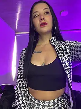Isabella 21x online show from June 2026 12:55:01 PM