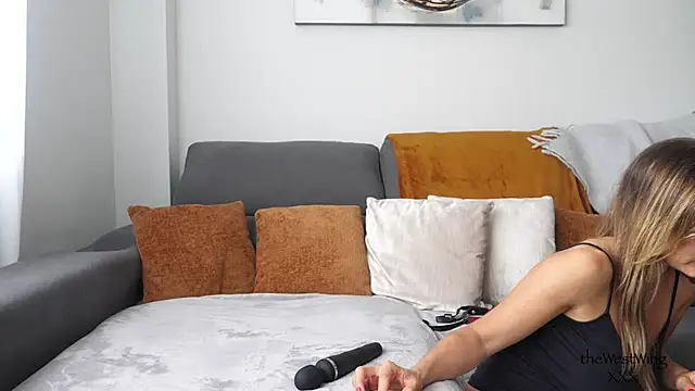 thewestwingxxxxx online show from March 2025 04:58:02 PM