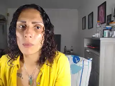 Corina hot online show from January 2025 09:12:01 PM