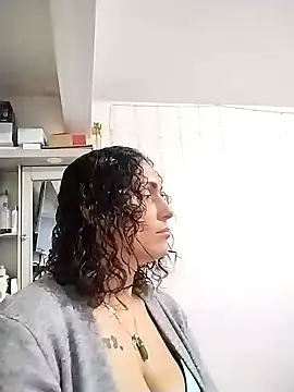 Corina hot online show from January 2025 10:16:02 PM