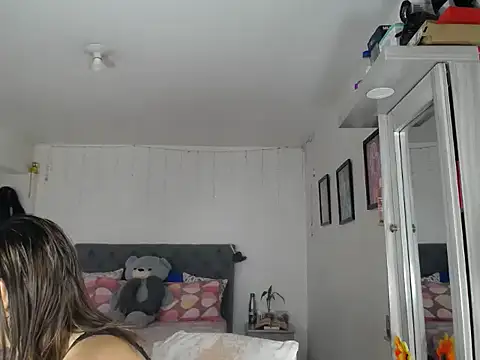 Corina hot online show from September 2025 08:34:01 PM