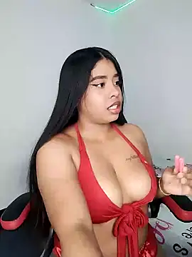 Snapshot of Fanny_Klean chatting on January 2025 05:10:02 AM Fanny Klean online show from January 2025 05:10:02 AM