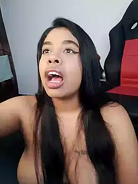 Snapshot of Fanny_Klean chatting on January 2025 09:16:02 AM Fanny Klean online show from January 2025 09:16:02 AM