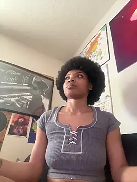 KimiAqua online show from March 2025 10:32:02 PM