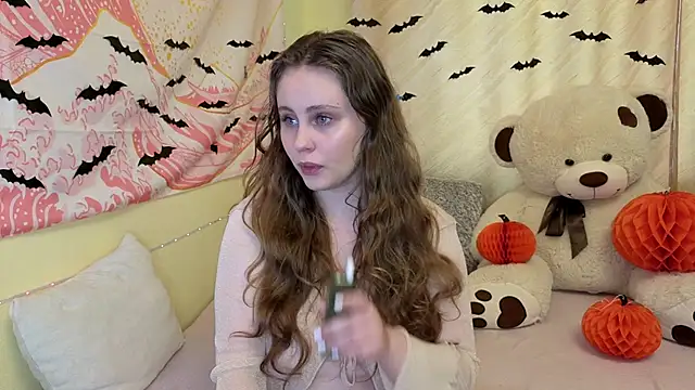 Sellya Houston online show from October 2025 02:39:02 PM