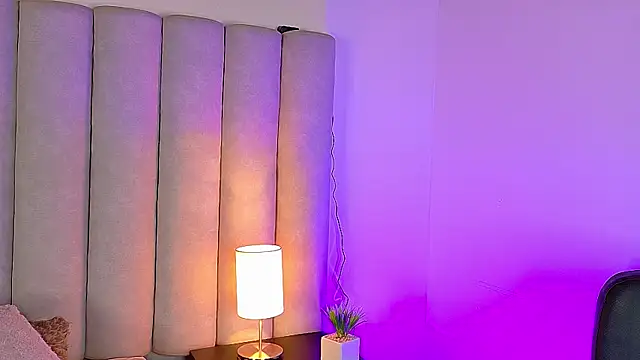 Snapshot of AmyPalmmer chatting on September 2025 11:43:02 AM AmyPalmmer online show from September 2025 11:43:02 AM