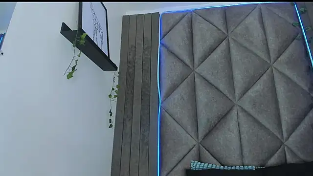 Snapshot of AmyPalmmer chatting on November 2025 11:43:01 AM AmyPalmmer online show from November 2025 11:43:01 AM