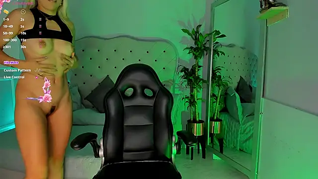 charlotte  grey online show from January 2025 09:16:01 PM