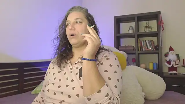 Snapshot of Niter chatting on December 2024 01:44:01 PM Niter online show from December 2024 01:44:01 PM