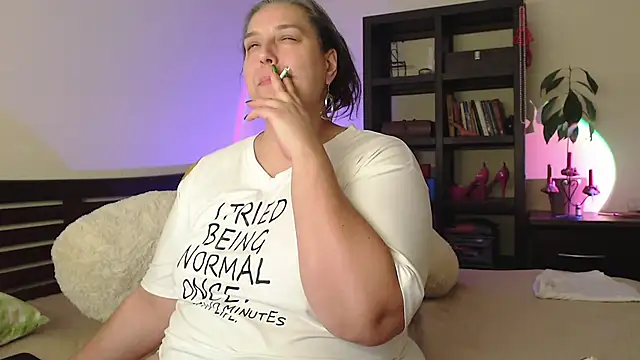 Snapshot of Niter chatting on March 2025 12:32:01 AM Niter online show from March 2025 12:32:01 AM