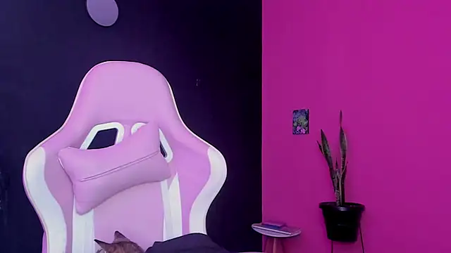 Juanadearco5 online show from January 2025 07:12:01 PM