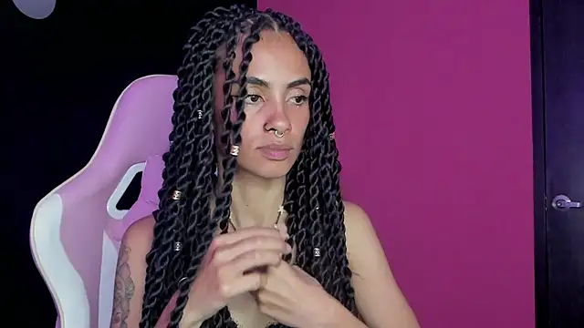 Juanadearco5 online show from January 2025 10:13:02 PM